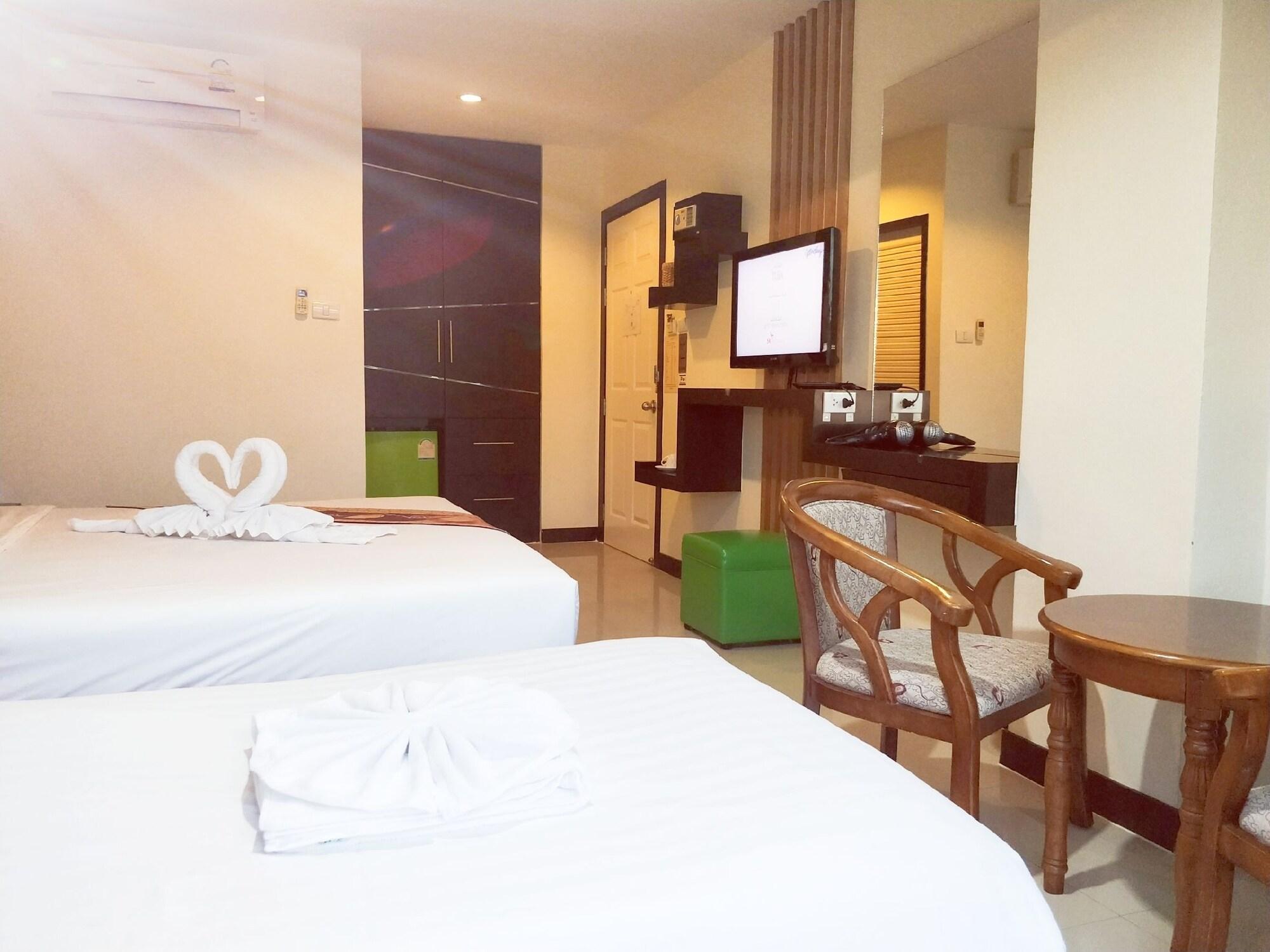 Pimrada Hotel Patong Exteriör bild
