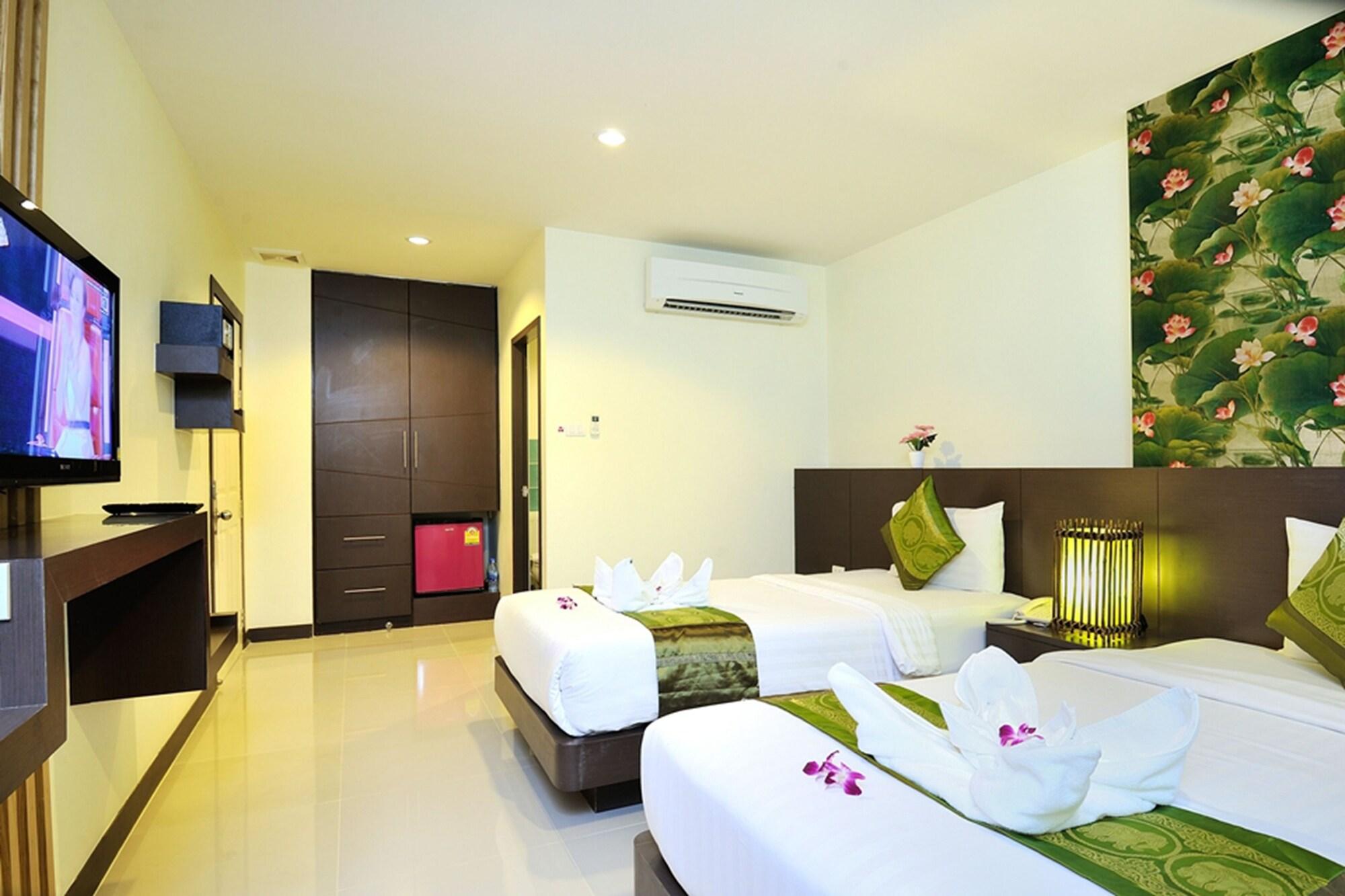 Pimrada Hotel Patong Exteriör bild