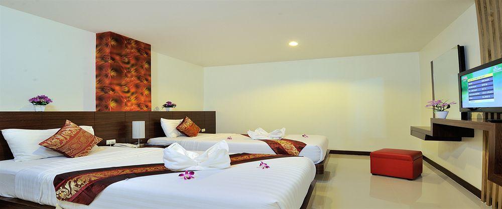 Pimrada Hotel Patong Exteriör bild
