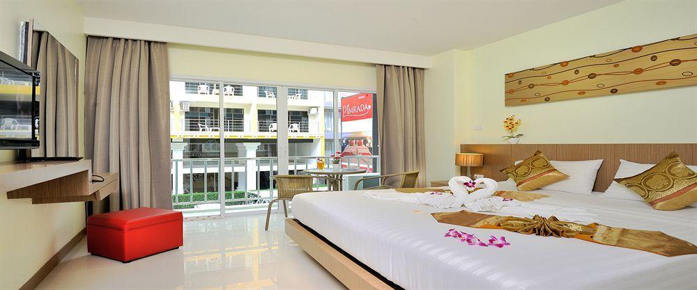 Pimrada Hotel Patong Exteriör bild