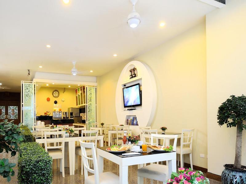 Pimrada Hotel Patong Exteriör bild